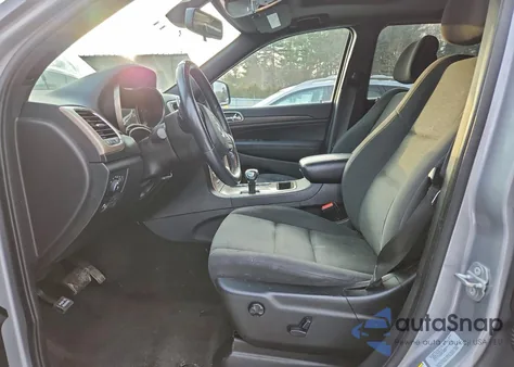 2015 Jeep Grand Cherokee Laredo z USA, uszkodzony, nr VIN 1C4RJFAG7FC834728